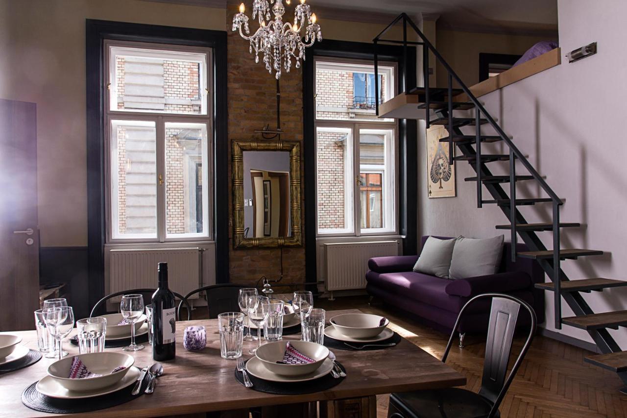 Walnuttree Loft Style Prestige Apartment